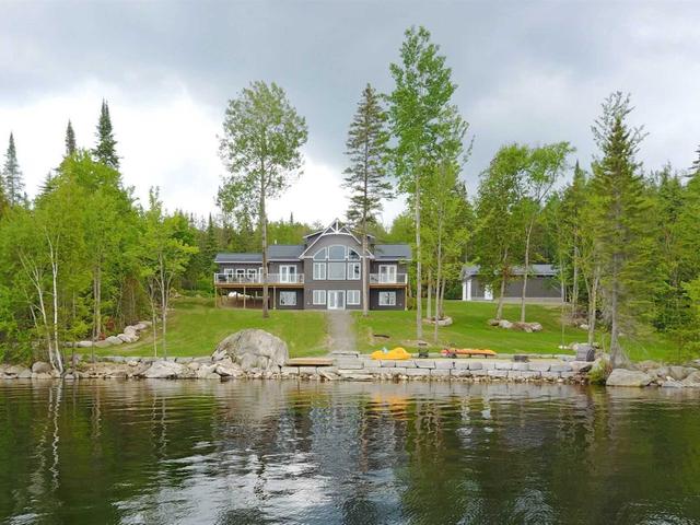 202 Little Bark Bay Dr