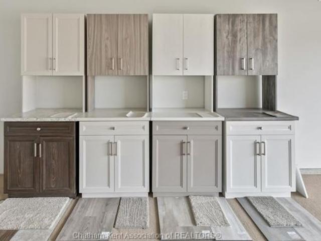 174 Moonstone Cres