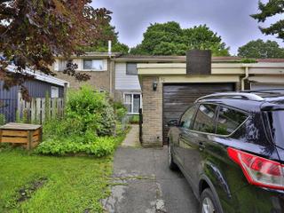 12 Ralgreen Cres
