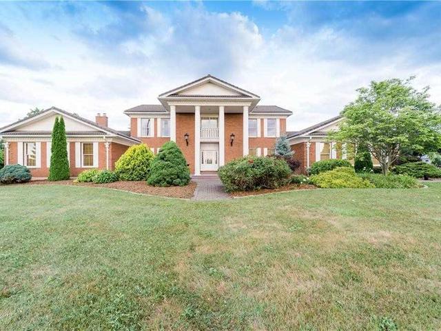 5360 Royal Manor Dr