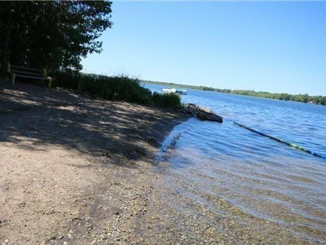 9 - 230-232 Lake Dalrymple Rd