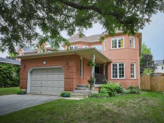 195 Fellowes Cres