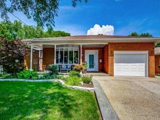 44 Karen Cres