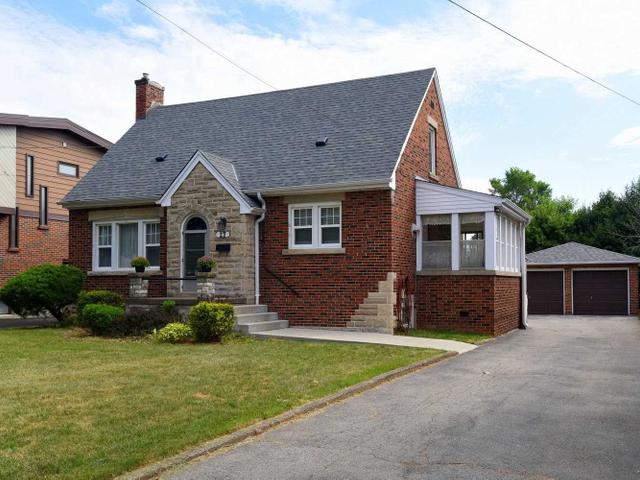 27 Lower Horning Rd