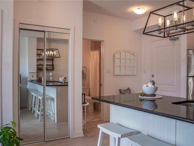 114 - 101 Shoreview Pl