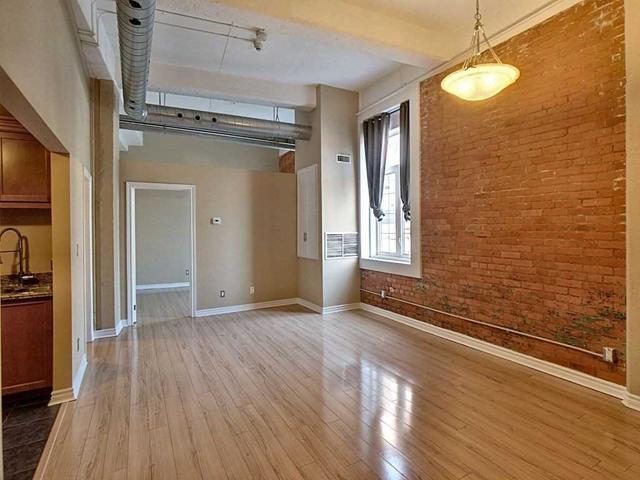 214 - 80 King William St