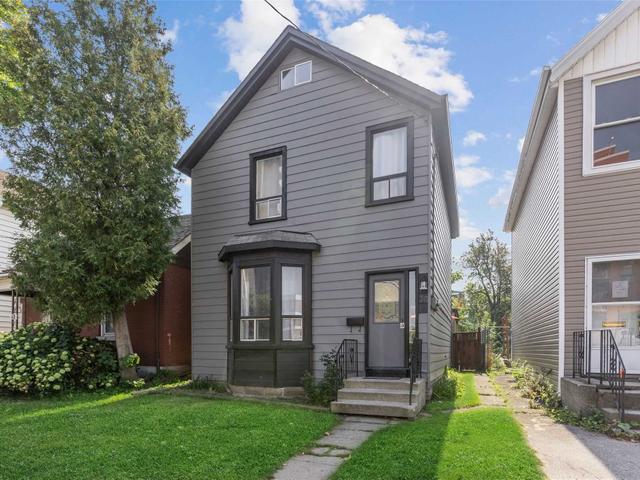 38 Aikman Ave