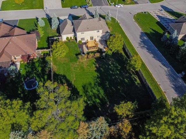 30 Farrow Rd 30 Farrow Road, Brantford, ON | MrLOFT.ca