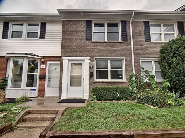 61 Arbour Glen Cres