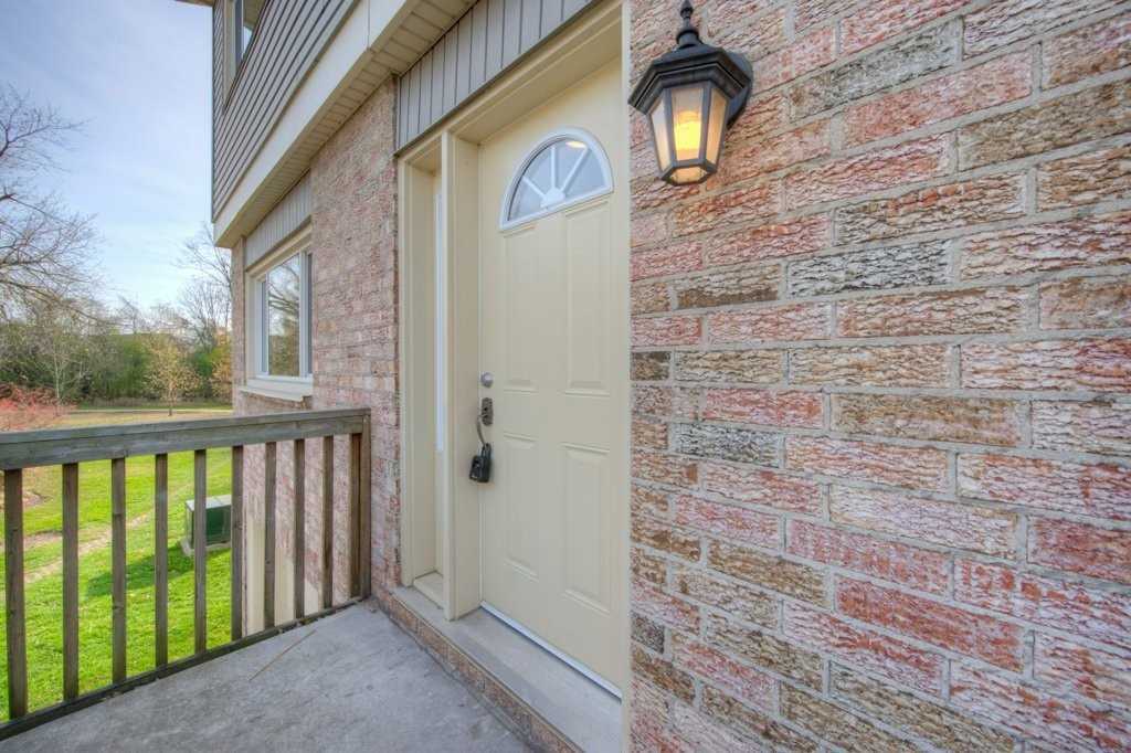 17 30 Green Valley Dr, Kitchener Suspended, X4985257 Condos.ca