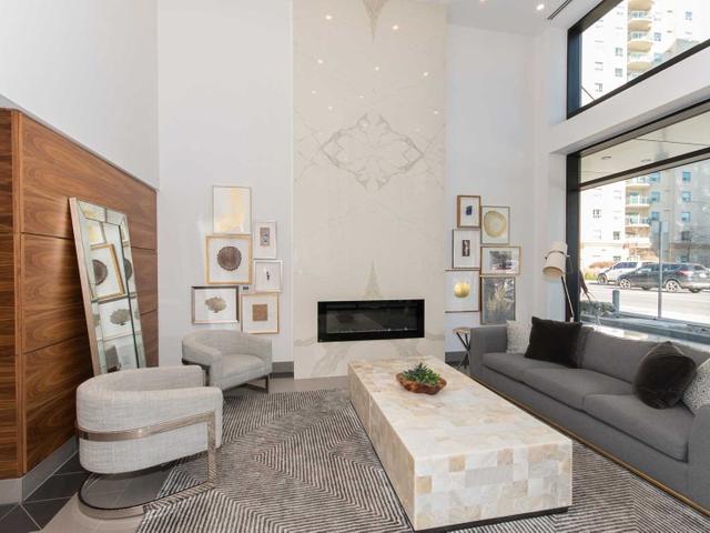 1707 - 505 Talbot St