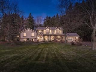 146 Grandview Dr