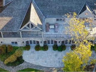 720 Country Squire Rd