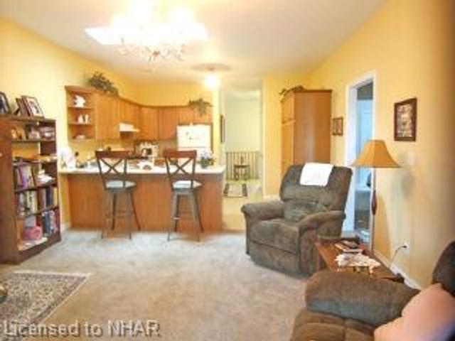 757 Prince Of Wales Dr