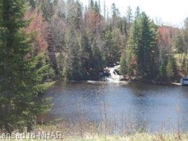 5664 Weslemkook Lake Rd