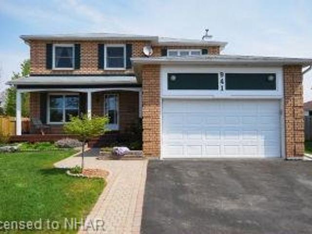 941 Cornell Cres