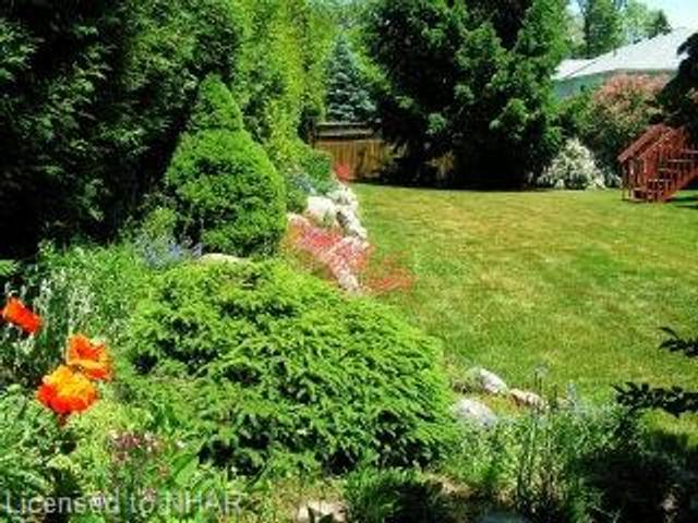 16 Lenore Ave