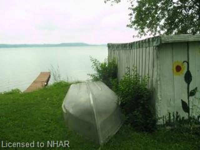 552 North Shore Dr. W.