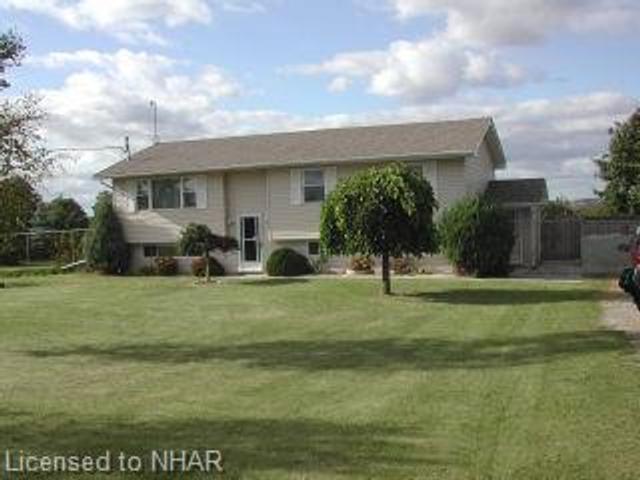 7798 Oak Ridges Dr E