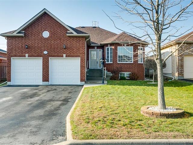 783 Munson Cres