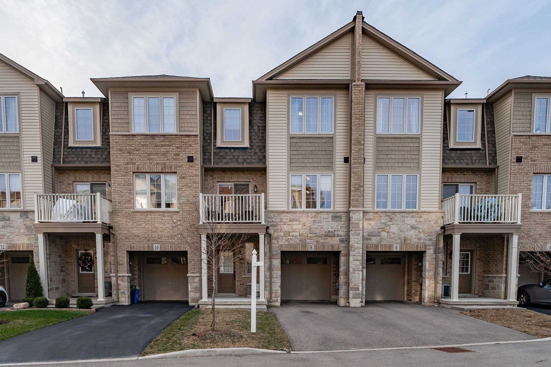 8 11 Stockbridge Gdns, Stoney Creek Sold, X5067870 Condos.ca