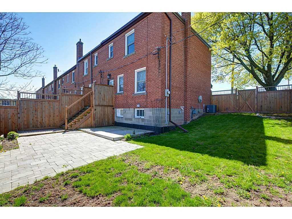 2271 King St E, Hamilton Sold, X5078246 Condos.ca