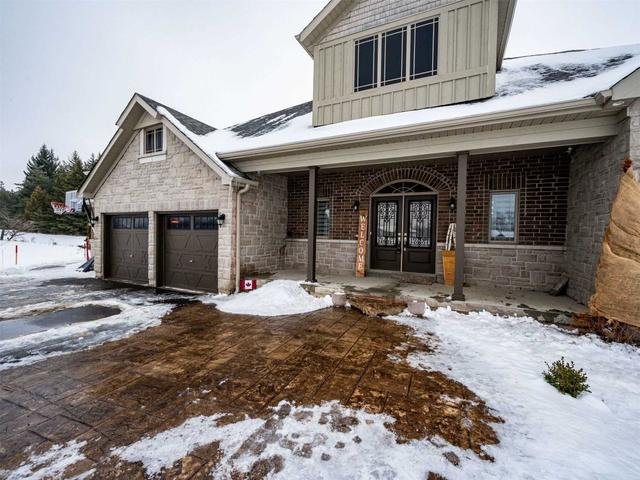 22 Country Meadows Dr