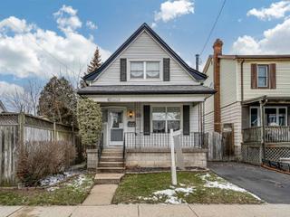 158 East 19th St