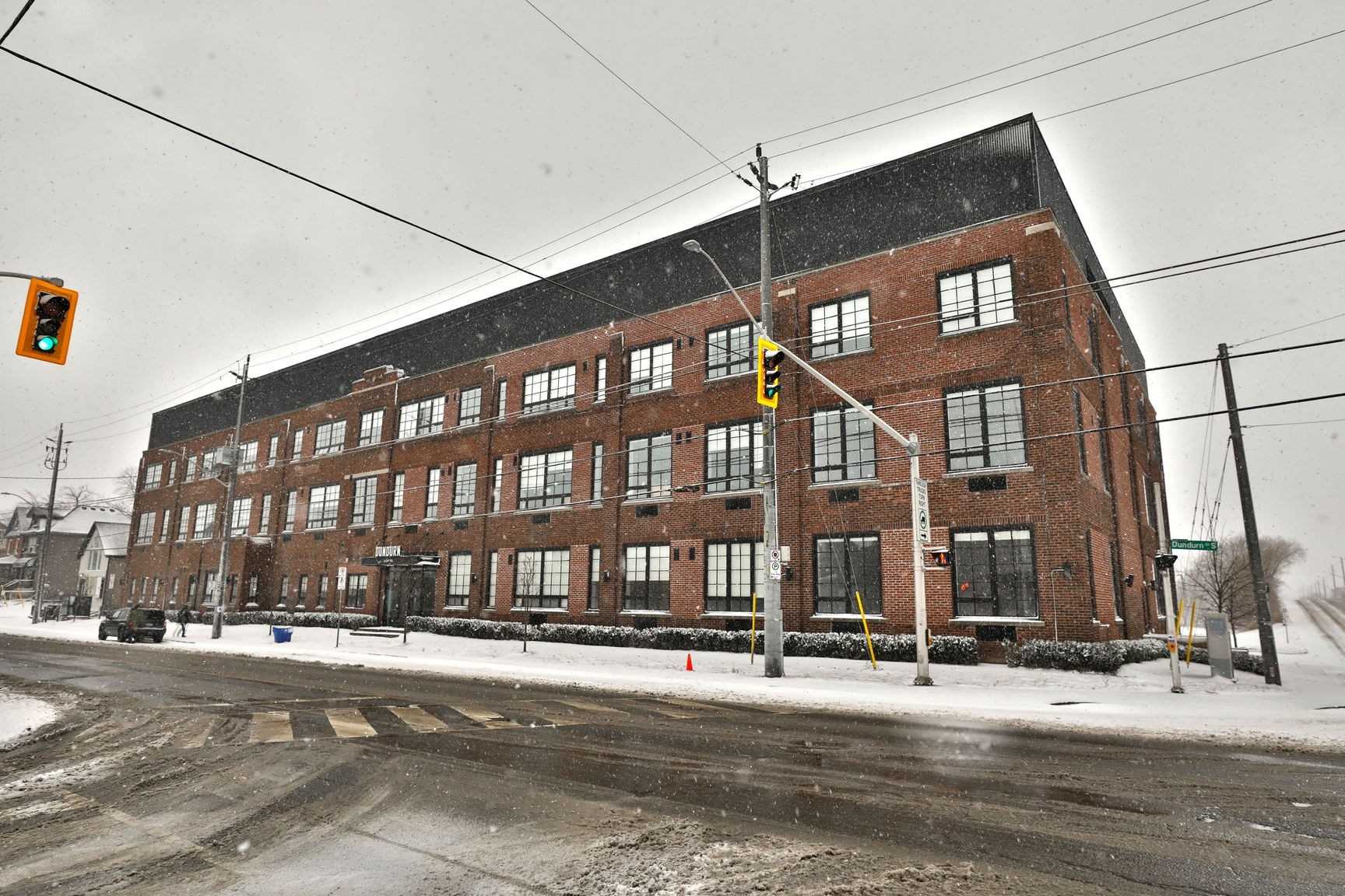 212 220 Dundurn St S, Hamilton For Rent 1,900 Condos.ca