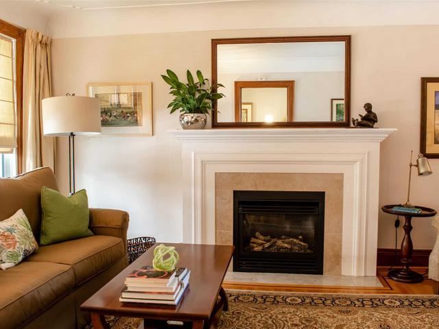 27 Park Row S