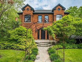 53 Cross St
