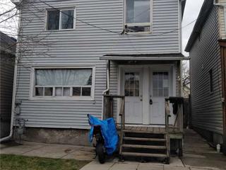 5 Rowanwood St