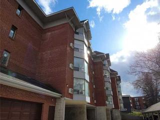 301 - 384 Erb St W