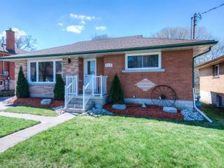219 Connaught St