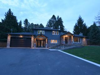 6 Johnston Ave