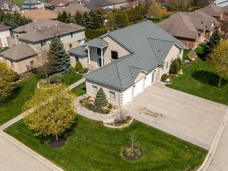 14 Chancellor Dr