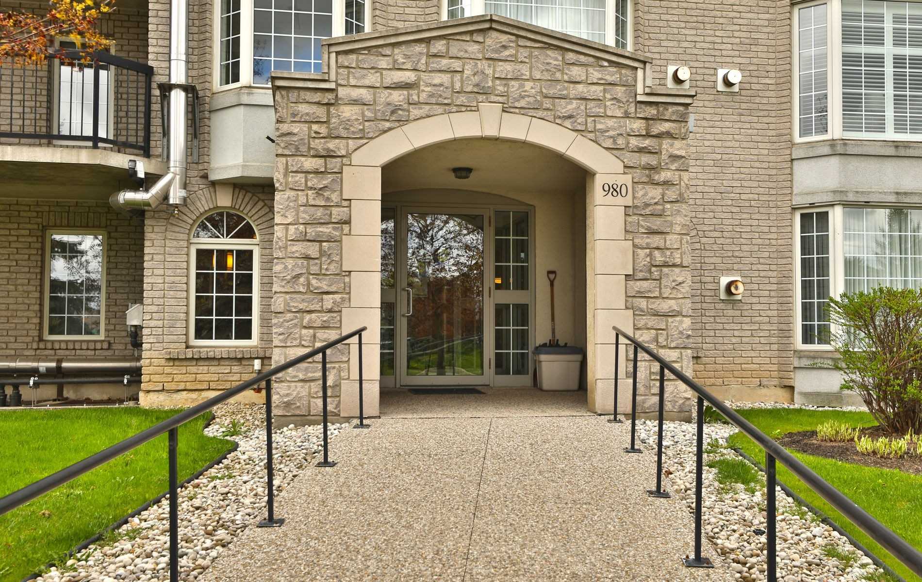 103 980 Golf Links Rd, Ancaster Sold, X5232879 Condos.ca