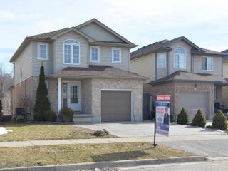 68 Everglade Cres