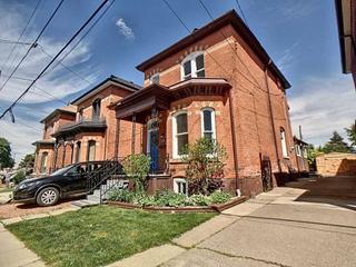 118 Pearl St
