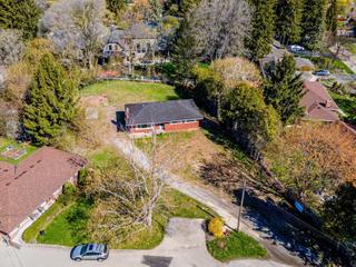 50 East Crest