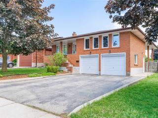 9 Woolley St