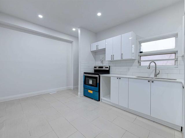 (Bsmt) - 191 Queen St N