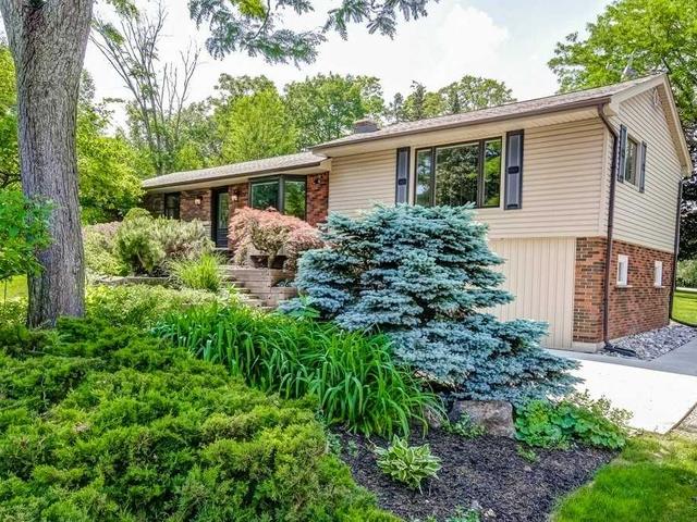 297 Concession 5 Rd E