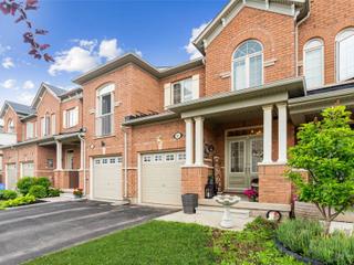 61 Cathedral Crt