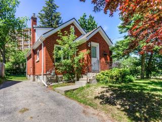 13 Roslin Ave N