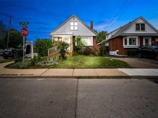 242 East 19th St