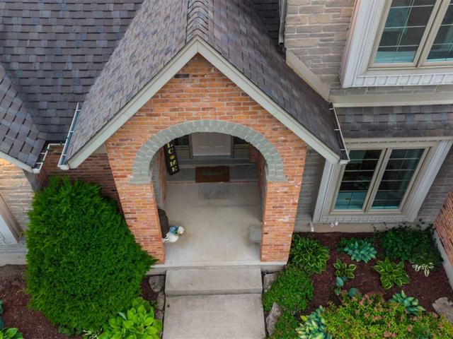 228 Mitchell St