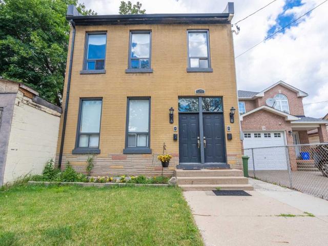 28 Ferrie St W