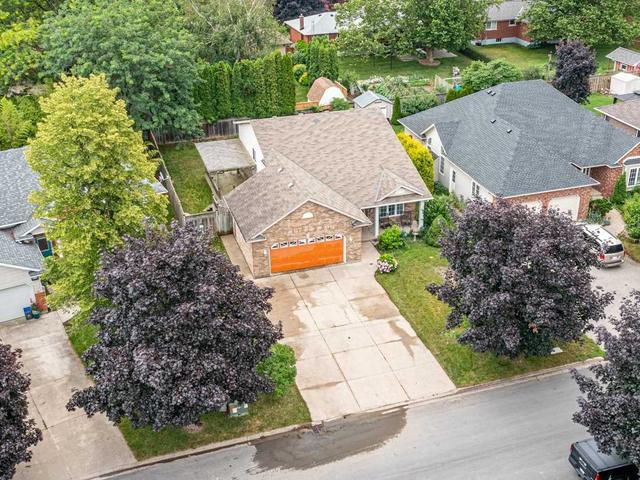25 Grange Cres