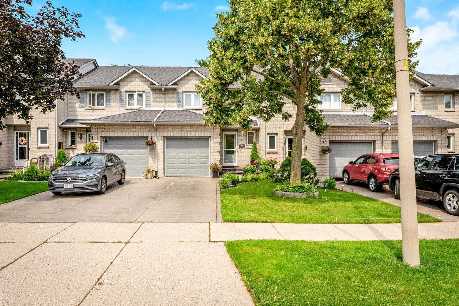 73 1 Royalwood Crt, Hamilton For Sale 650,000 Property.ca